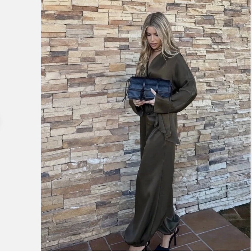 ZARA WOMAN COLLECTION SATIN JUMPSUIT WITH PUFFED HEMS $129 - Picture 4 of 9